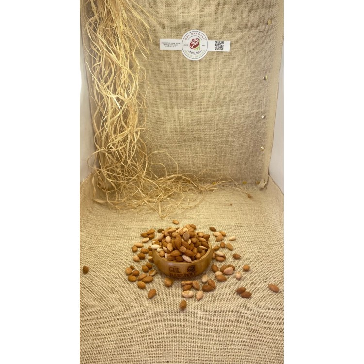 Kayısı çekirdeği (islimli)